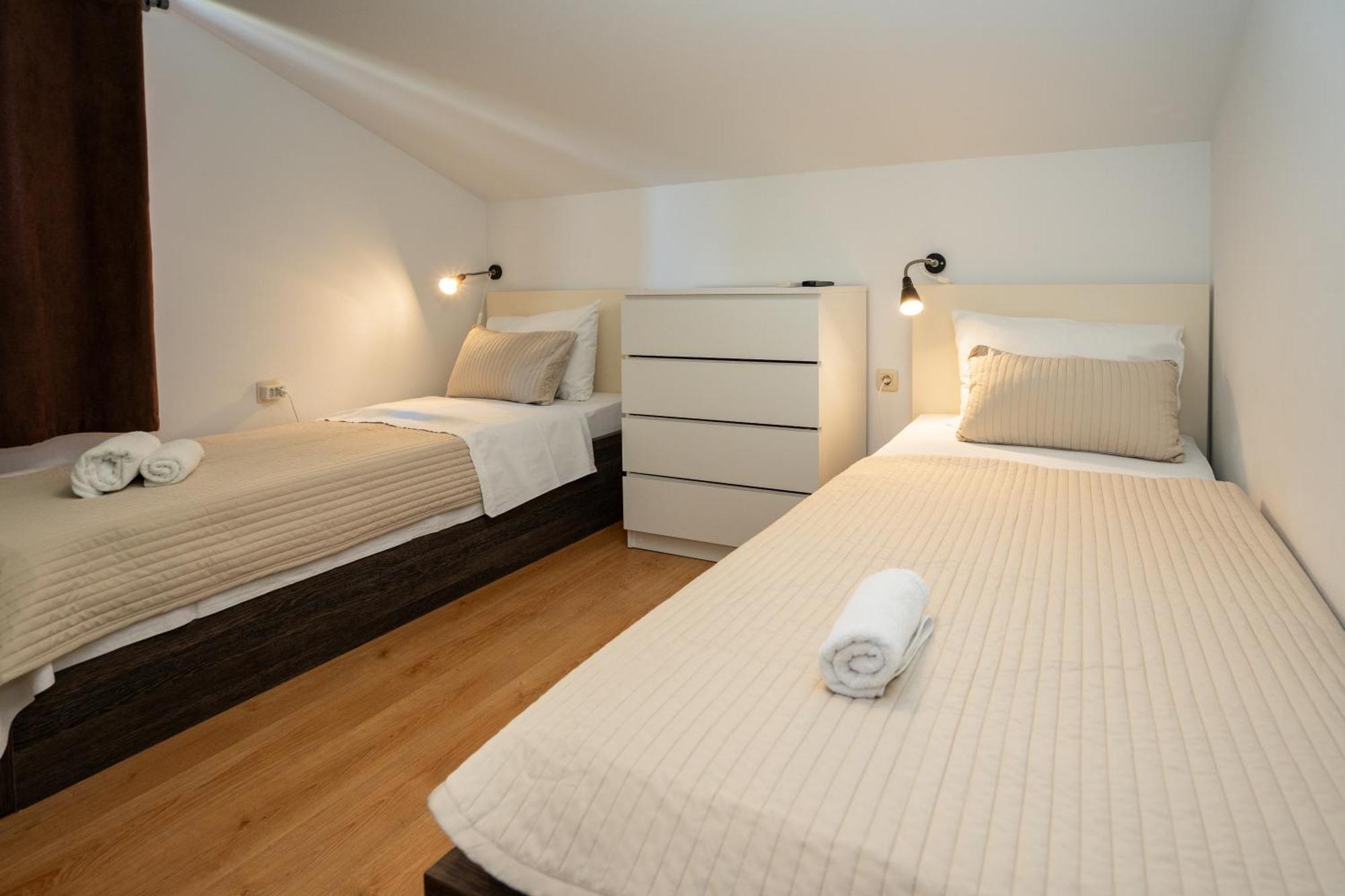 Bed & Breakfast Marta & Tona Kustići Dış mekan fotoğraf