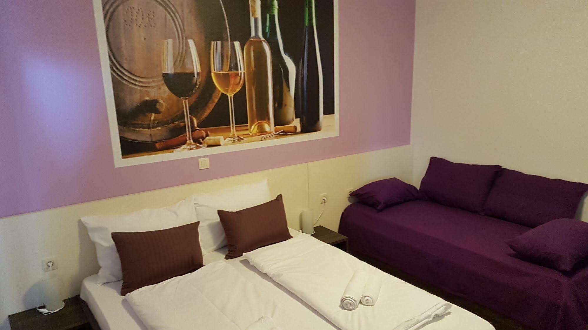 Bed & Breakfast Marta & Tona Kustići Dış mekan fotoğraf